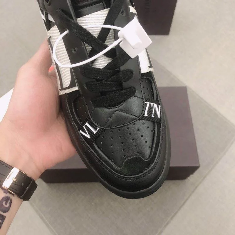 SoftTouch Valentino VL7N Shoes 35758
