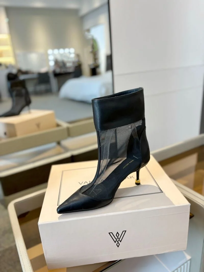 Vanda Novak Boots Timeless 8681