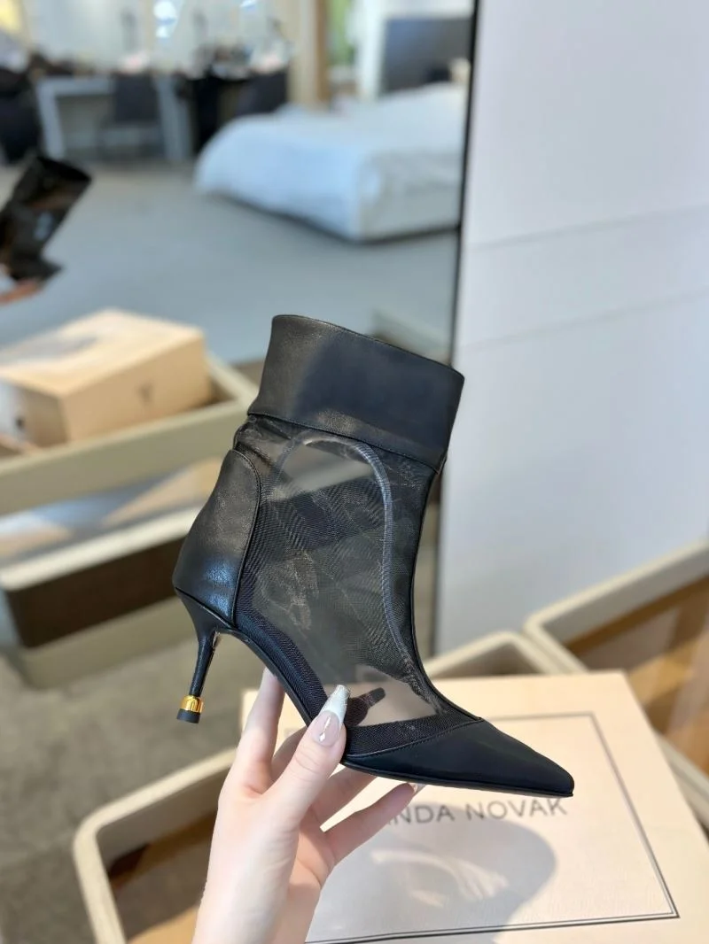 Vanda Novak Boots Timeless 8681