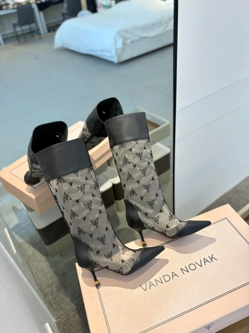 Vanda Novak Boots Thermal 8708