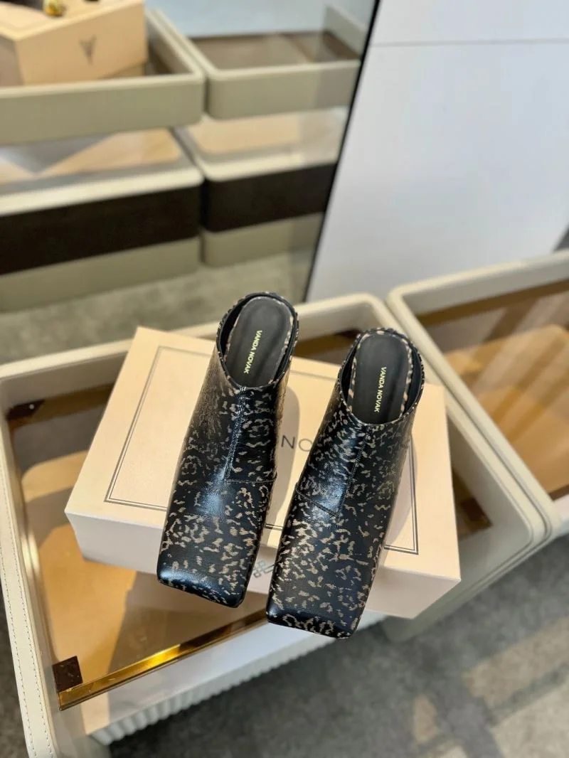 Vanda Novak Sandals FastDry 5736