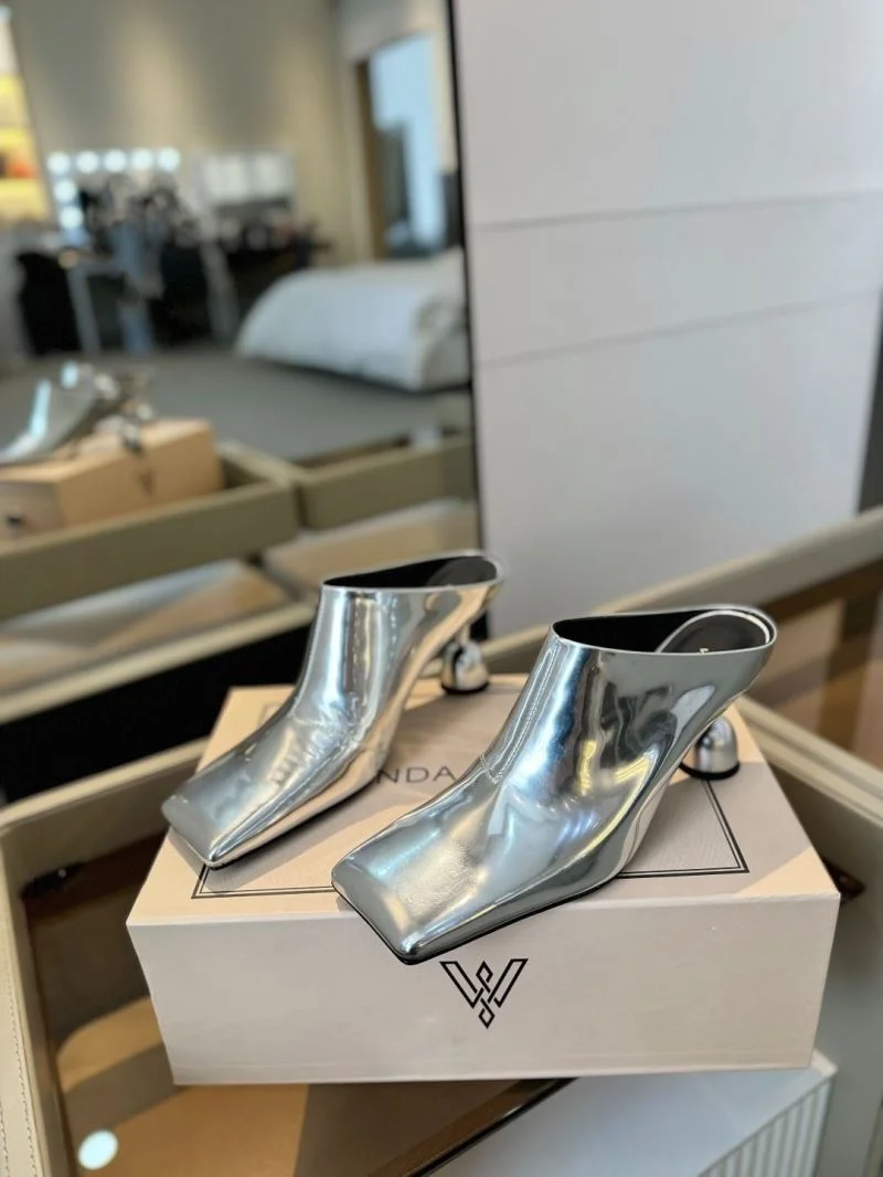 Neat Vanda Novak Sandals 5760