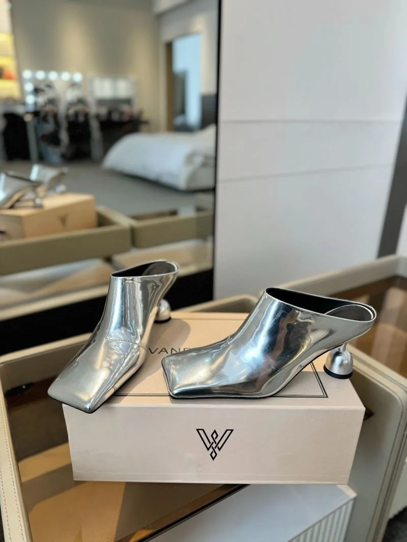 Neat Vanda Novak Sandals 5760