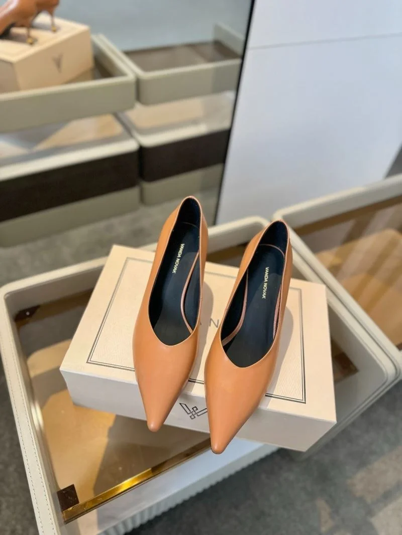 Stylish Vanda Novak Shoes 5754