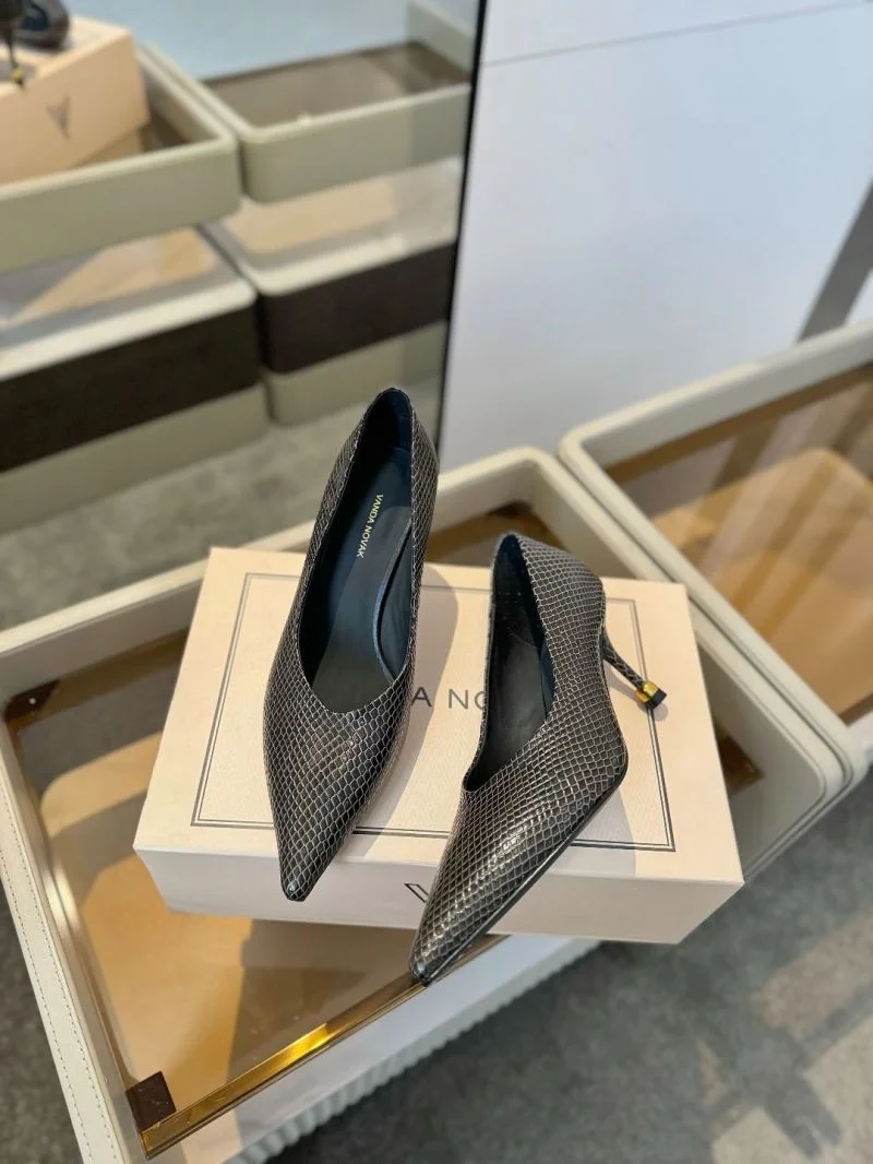 EasyCare Vanda Novak Shoes 5745