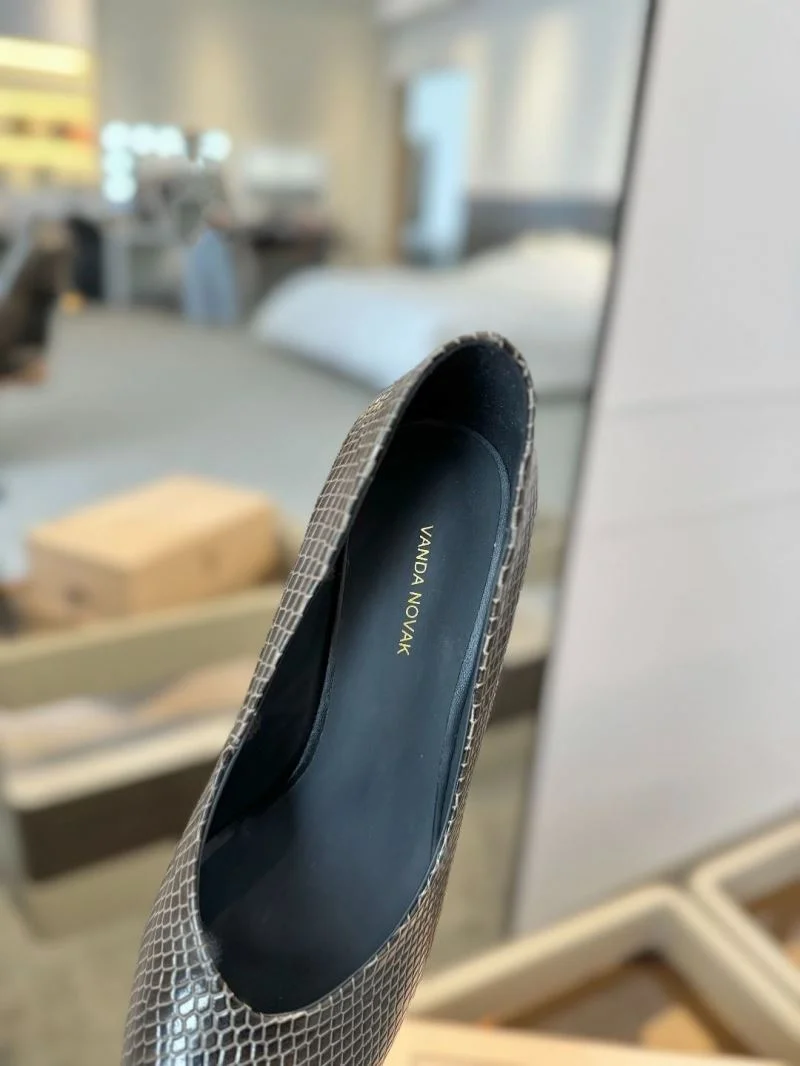 EasyCare Vanda Novak Shoes 5745