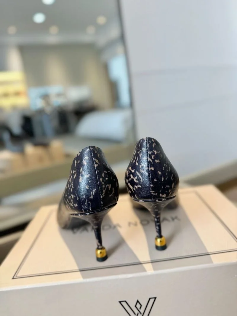 Unique Vanda Novak Shoes 5747