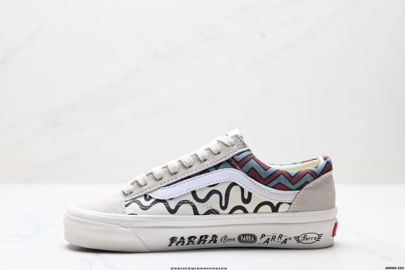 Functional Vans Shoes 2839
