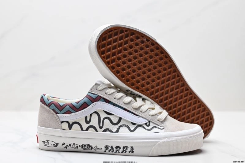 Functional Vans Shoes 2839