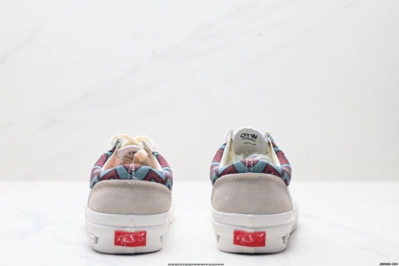 Functional Vans Shoes 2839