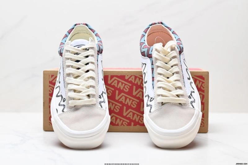 Functional Vans Shoes 2839