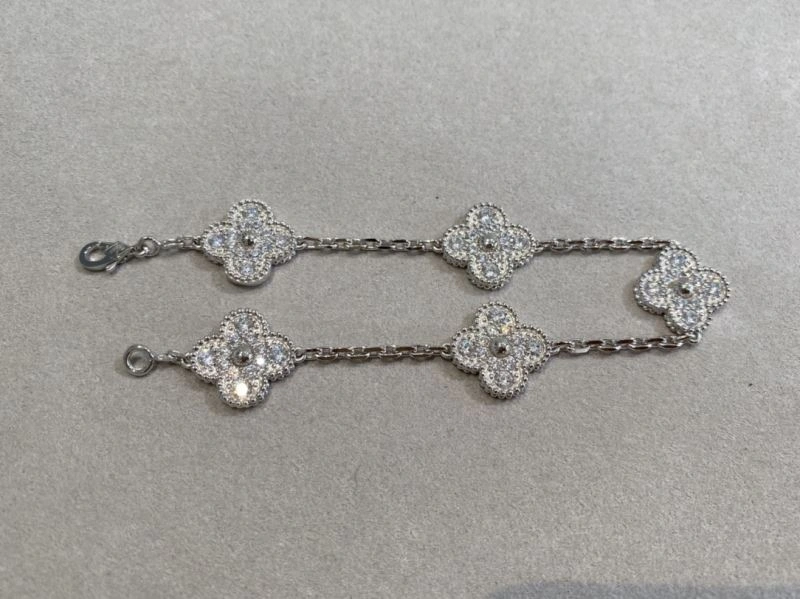 Packable Vca Bracelets 255444