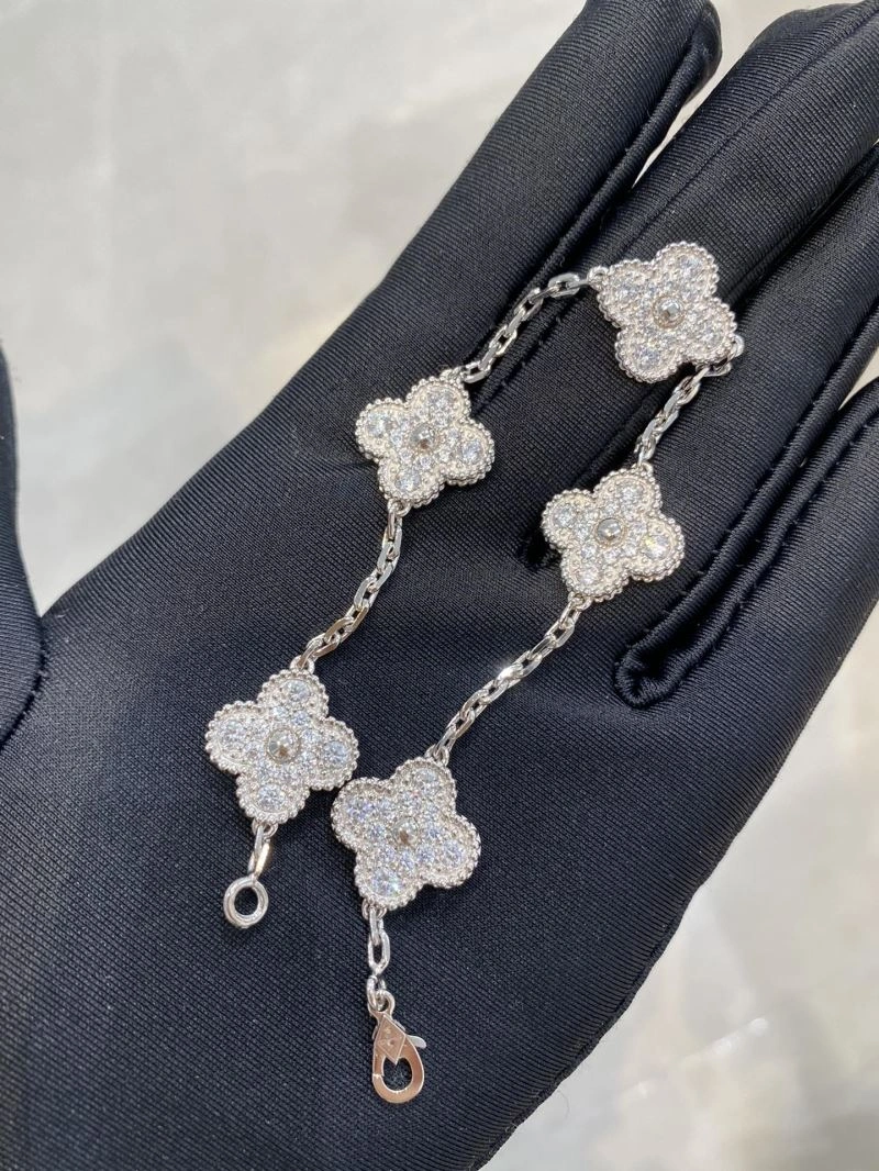 Packable Vca Bracelets 255444