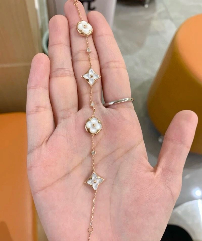 Snug Vca Bracelets 255459