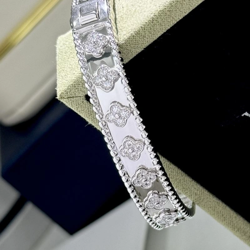 Vca Bracelets FreshLook 255455