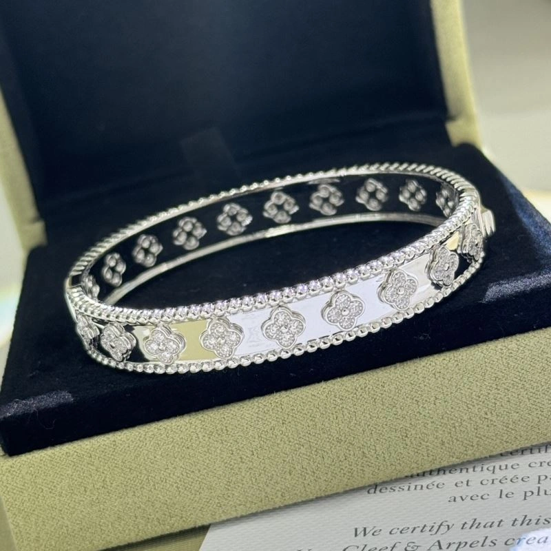 Vca Bracelets FreshLook 255455