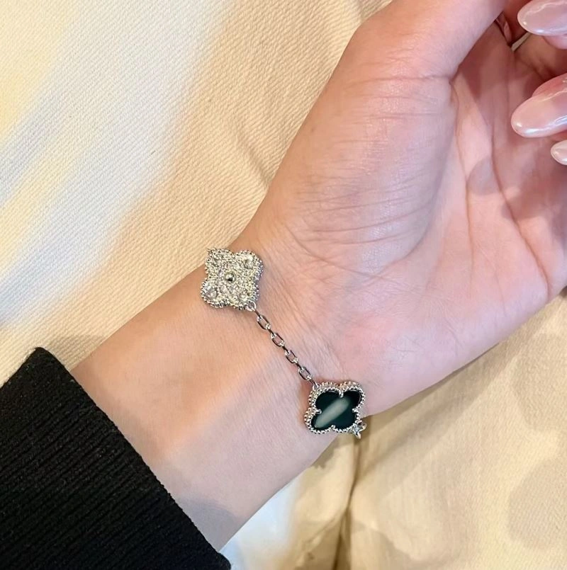 Upgraded Vca Bracelets 255421