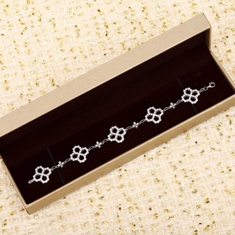 Stylish Vca Bracelets 255424