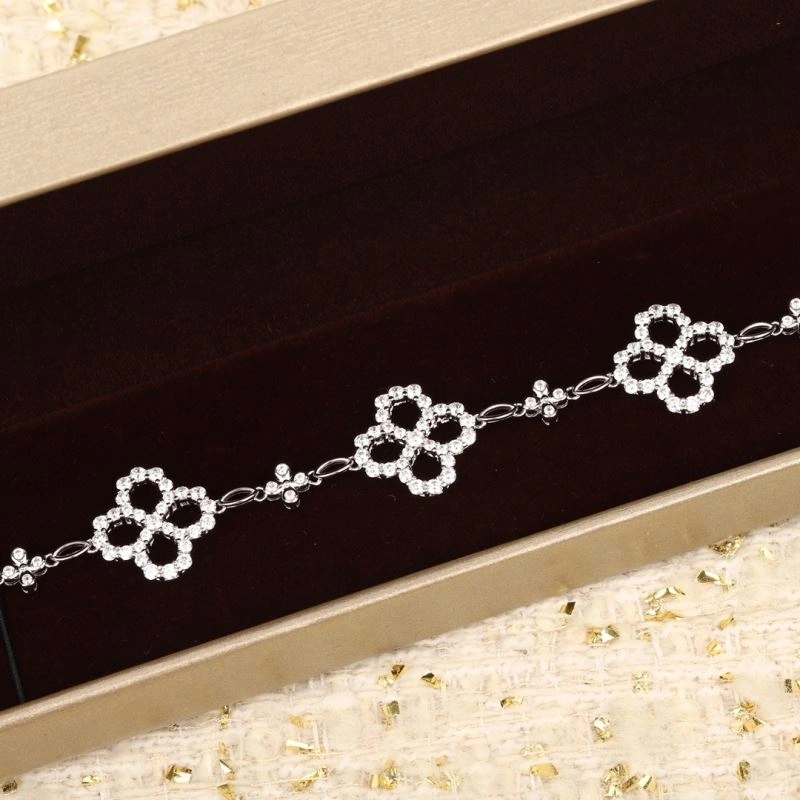 Stylish Vca Bracelets 255424
