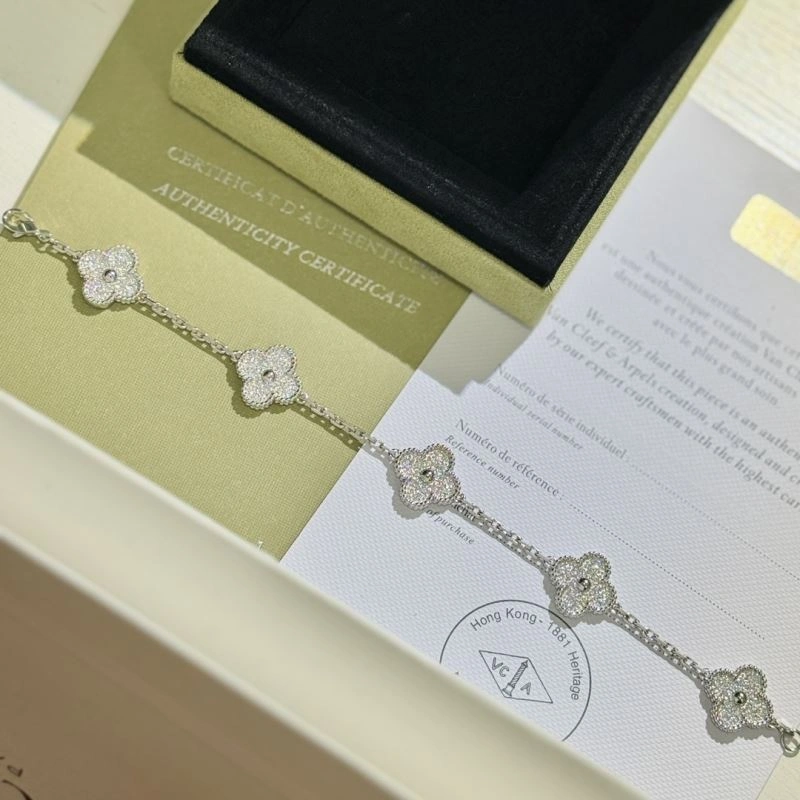Vca Bracelets Compact 255525