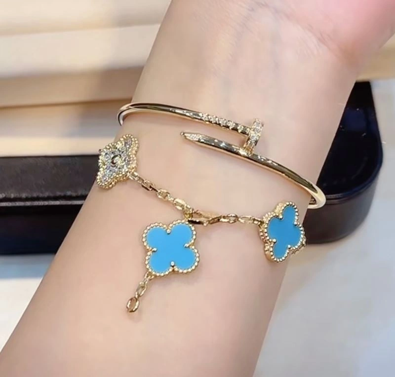 Elegant Vca Bracelets 255531