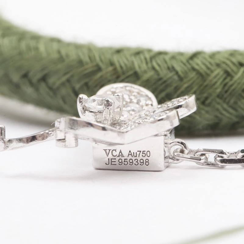 Supportive Vca Bracelets 255530