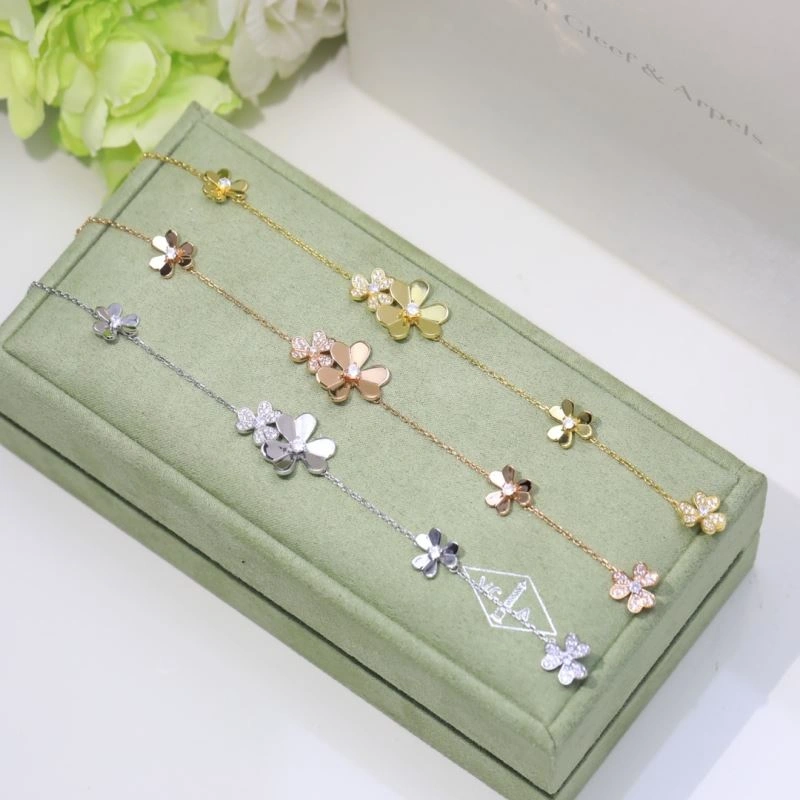 Vca Bracelets NewStyle 255543