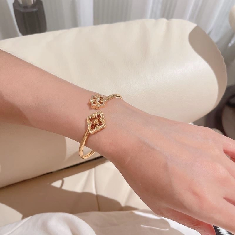 Vca Bracelets GoAnywhere 255475
