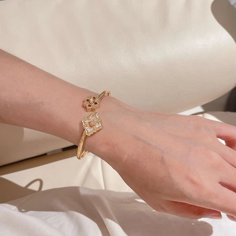 Durable Vca Bracelets 255474