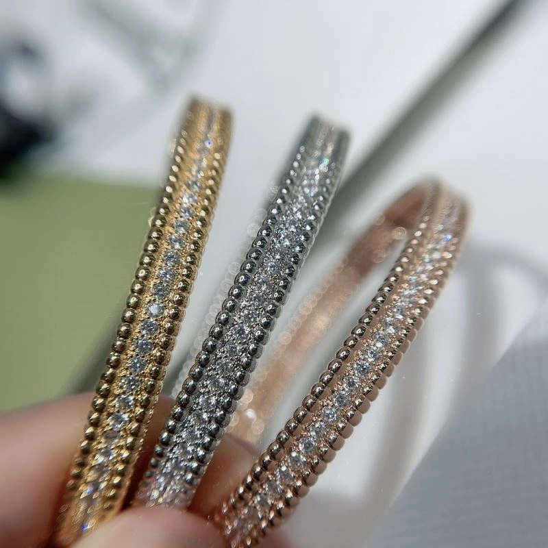 Supportive Vca Bracelets 255493