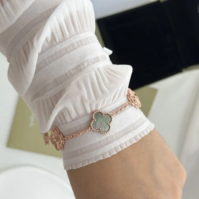 Vca Bracelets Trendy 254007