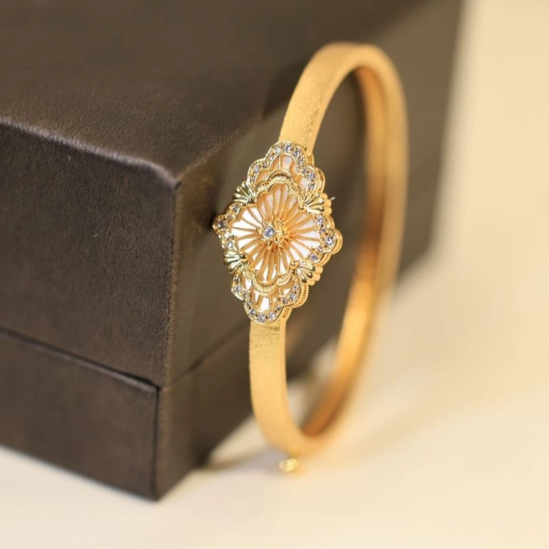 Snug Vca Bracelets 255473