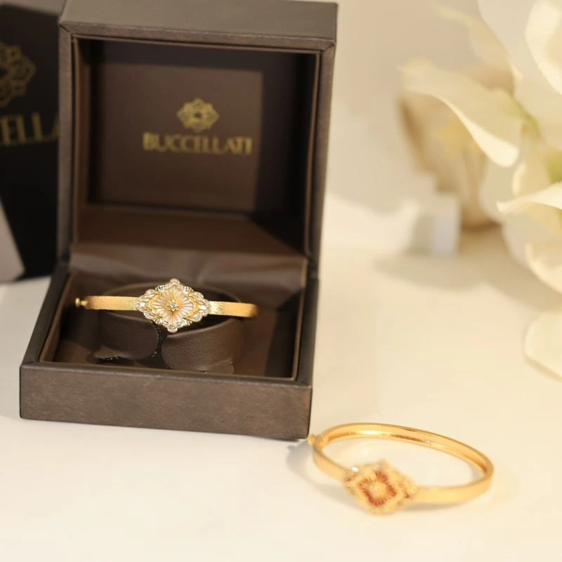 Elegant Vca Bracelets 255499