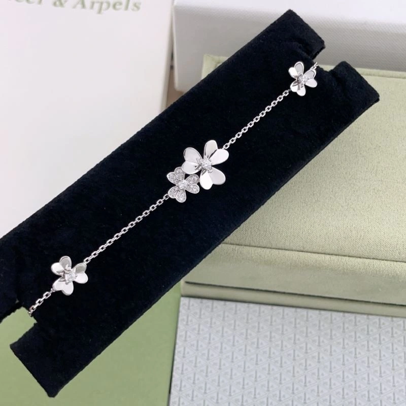 Vca Bracelets SmoothTexture 255393