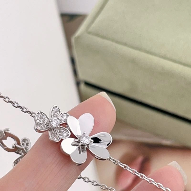 Vca Bracelets SmoothTexture 255393