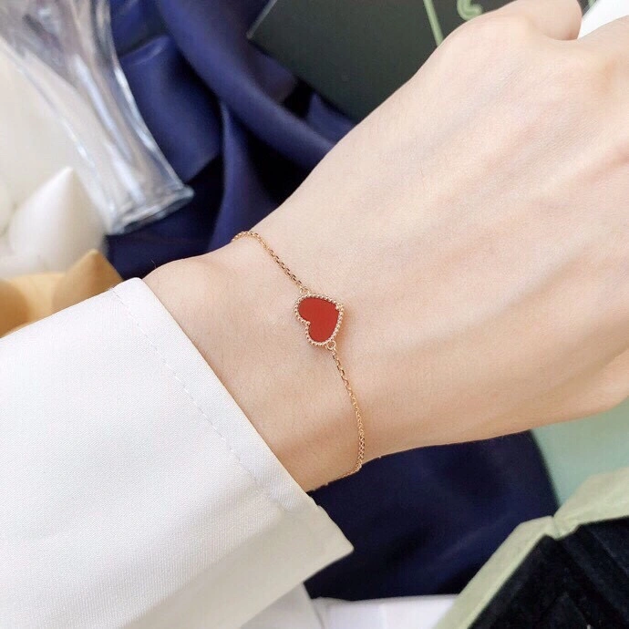Neat Vca Bracelets 255381