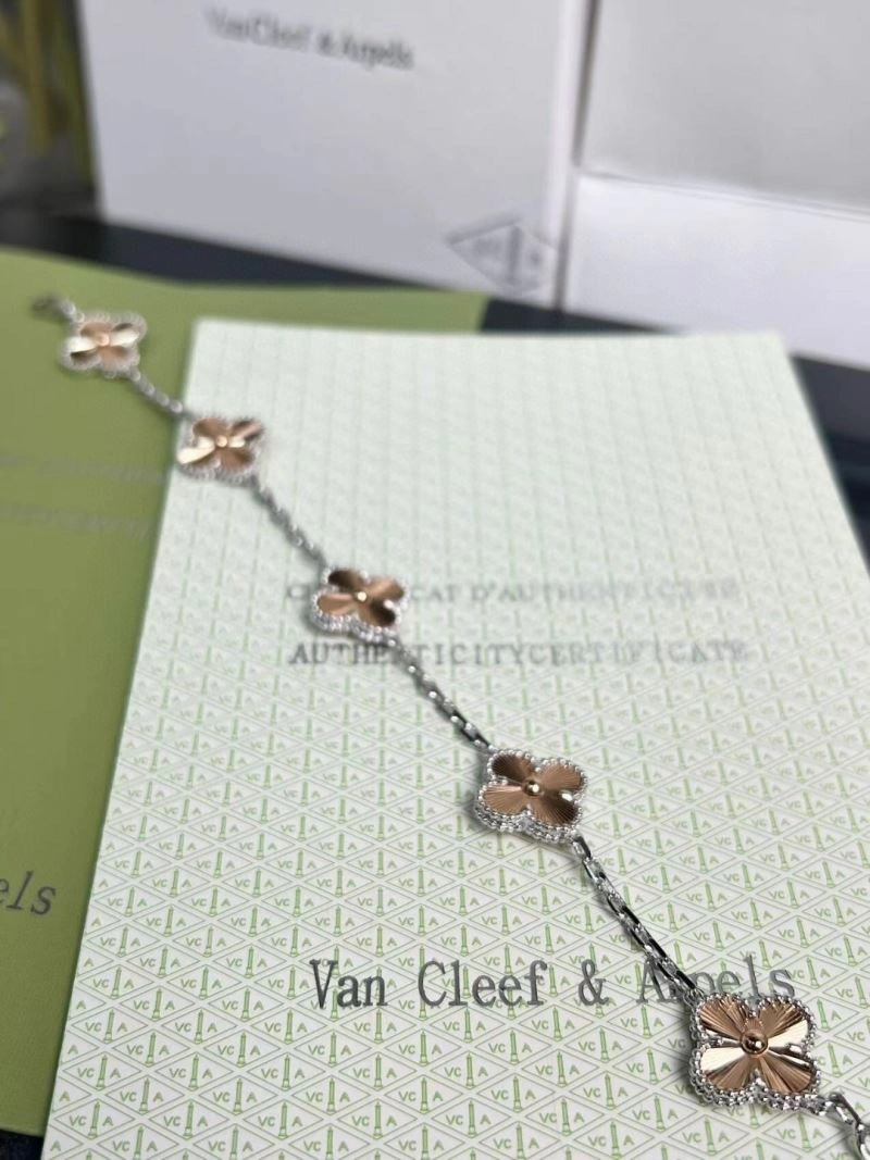 Trendy Vca Bracelets 255333
