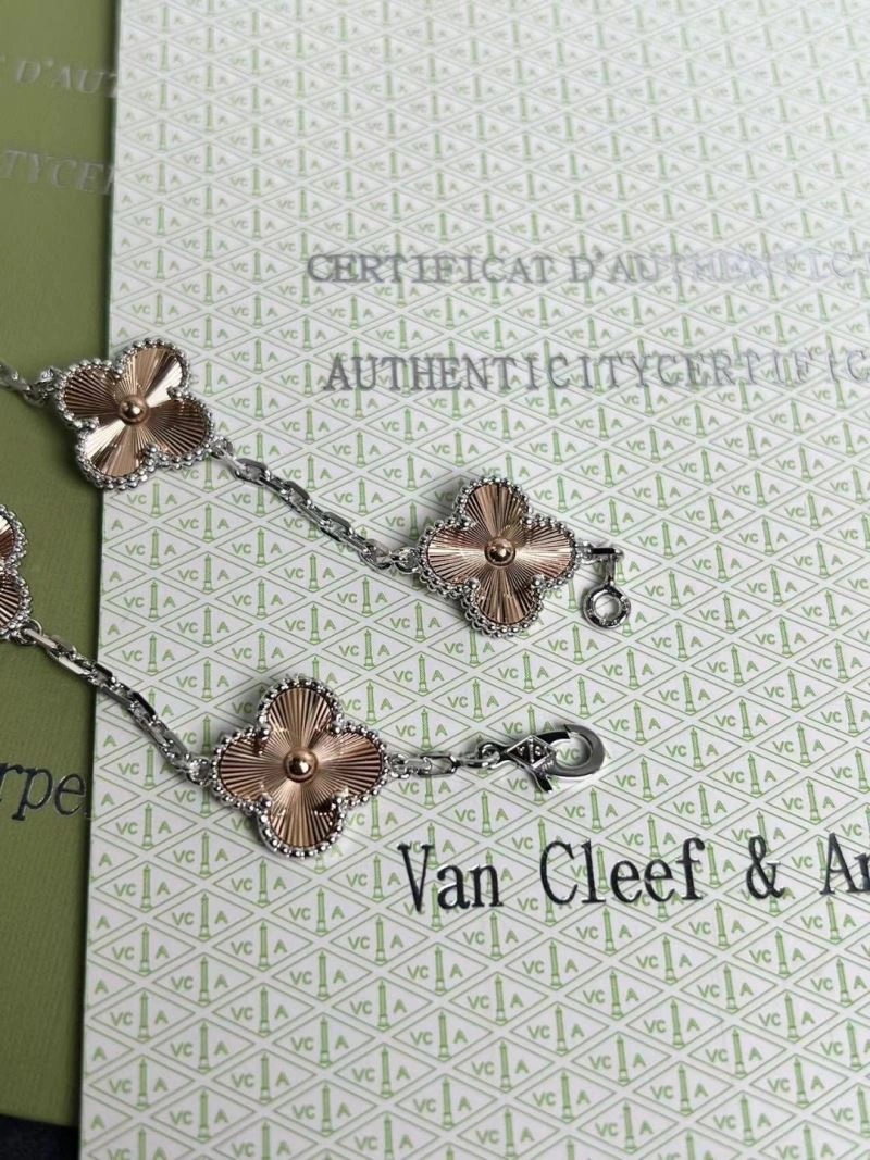 Trendy Vca Bracelets 255333