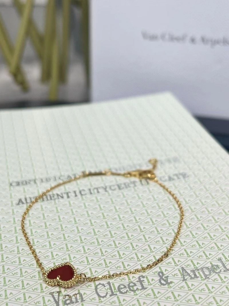WrinkleFree Vca Bracelets 255323