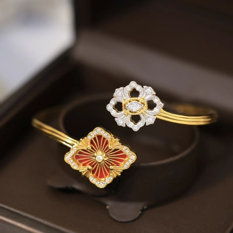 Breathable Vca Bracelets 255324