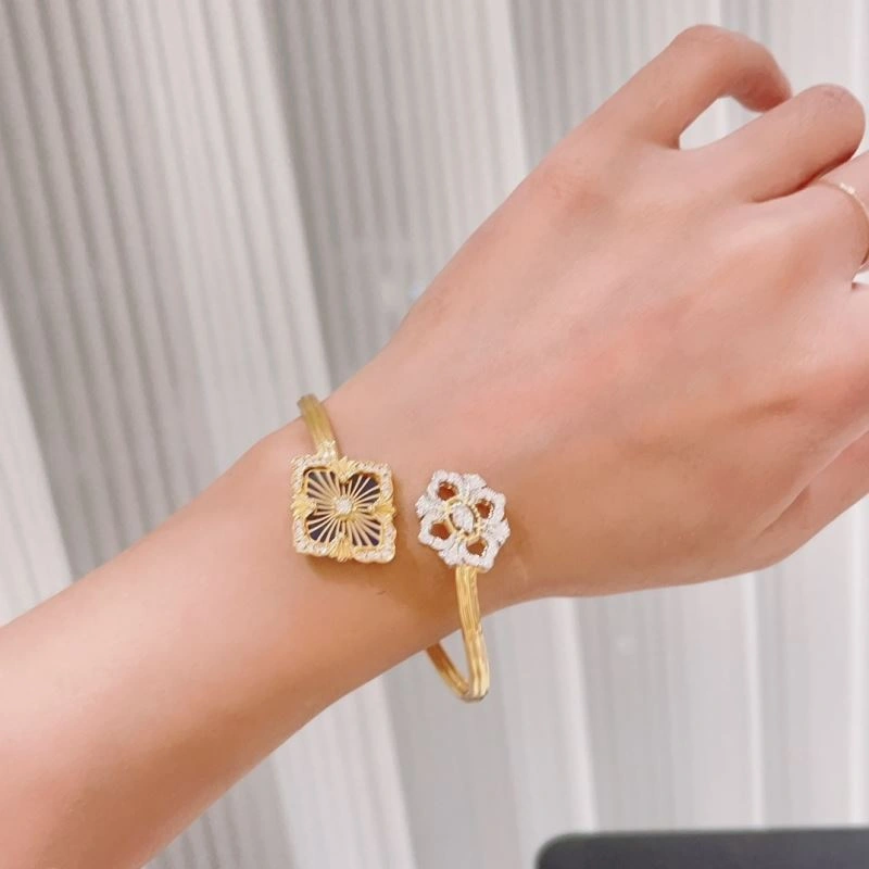 WellDesigned Vca Bracelets 255321