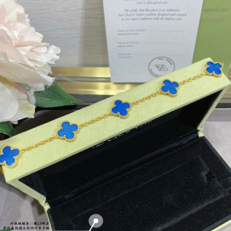 Effortless Vca Bracelets 255326