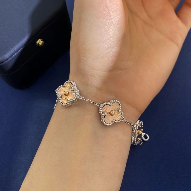 Vca Bracelets TravelReady 255329