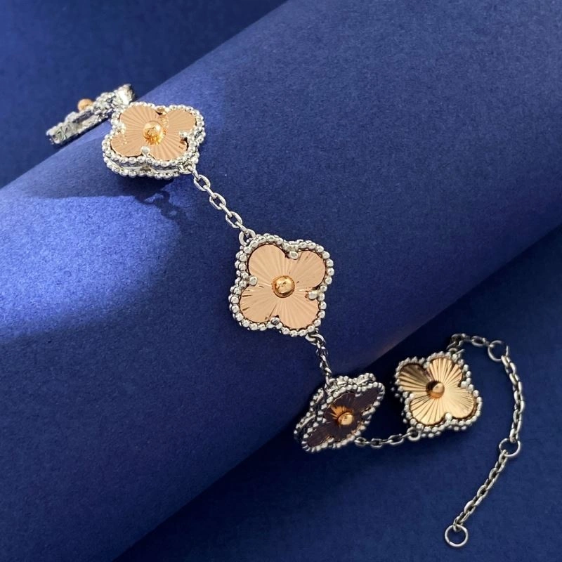 Vca Bracelets TravelReady 255329