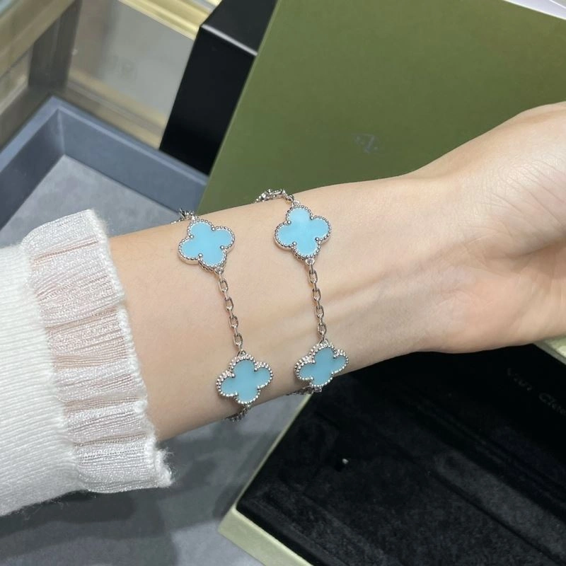 ComfortFit Vca Bracelets 255332