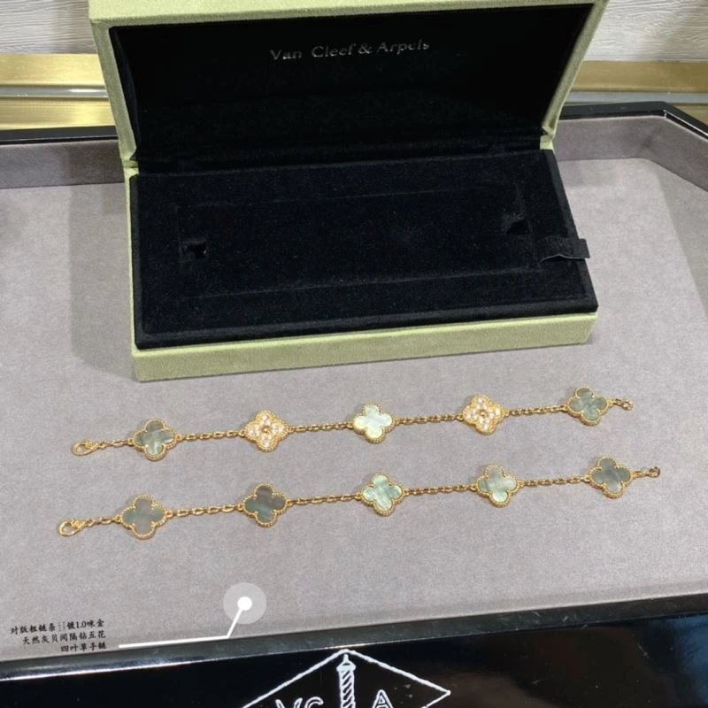 Casual Vca Bracelets 255328