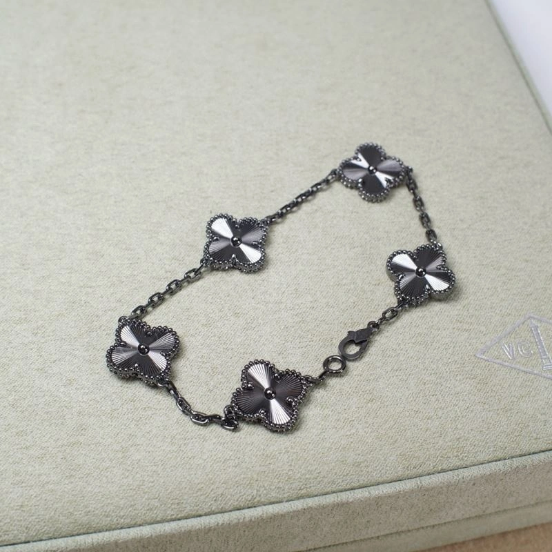 Vca Bracelets Casual 255313