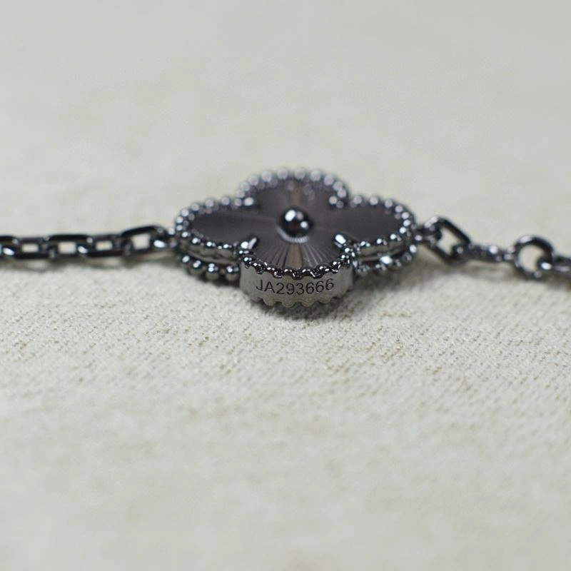 Vca Bracelets Casual 255313