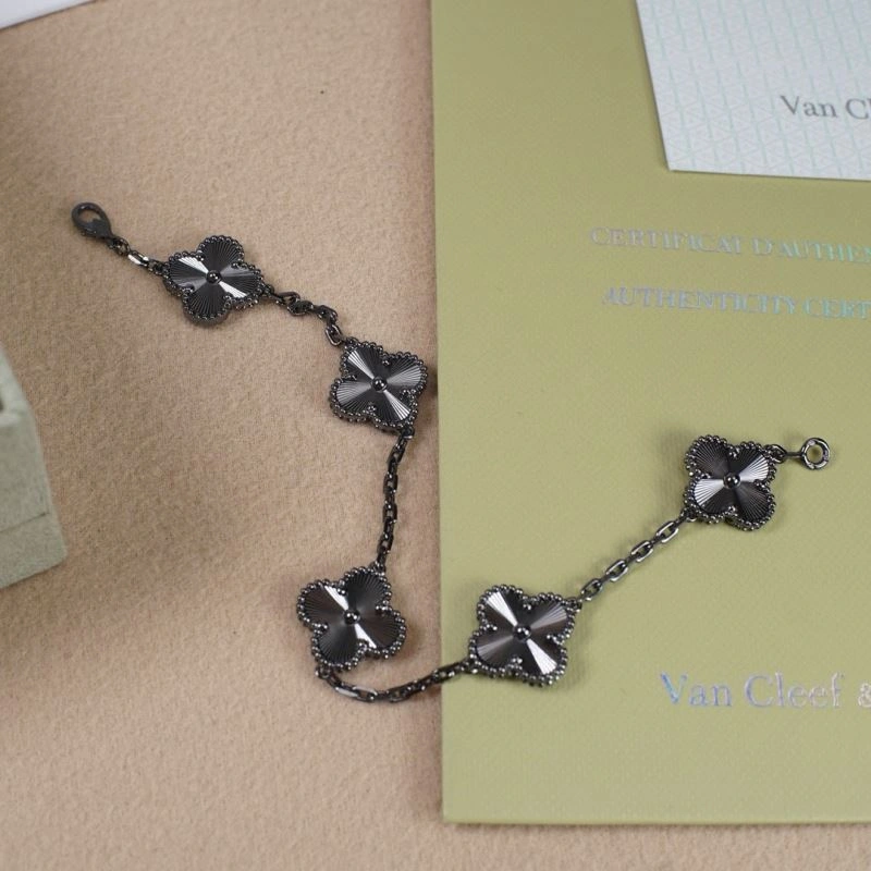 Vca Bracelets Casual 255313