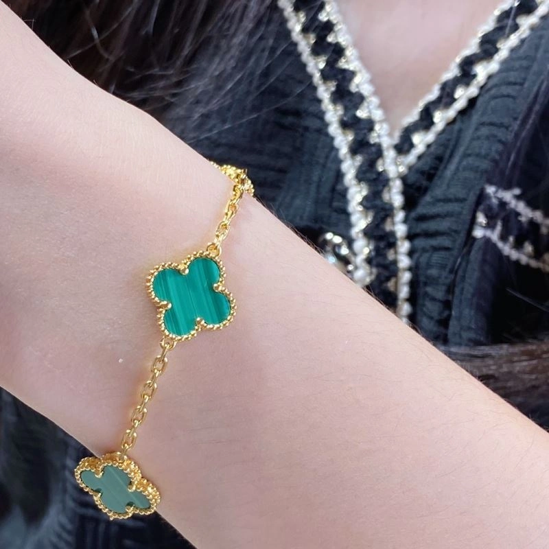 ModernLook Vca Bracelets 255309